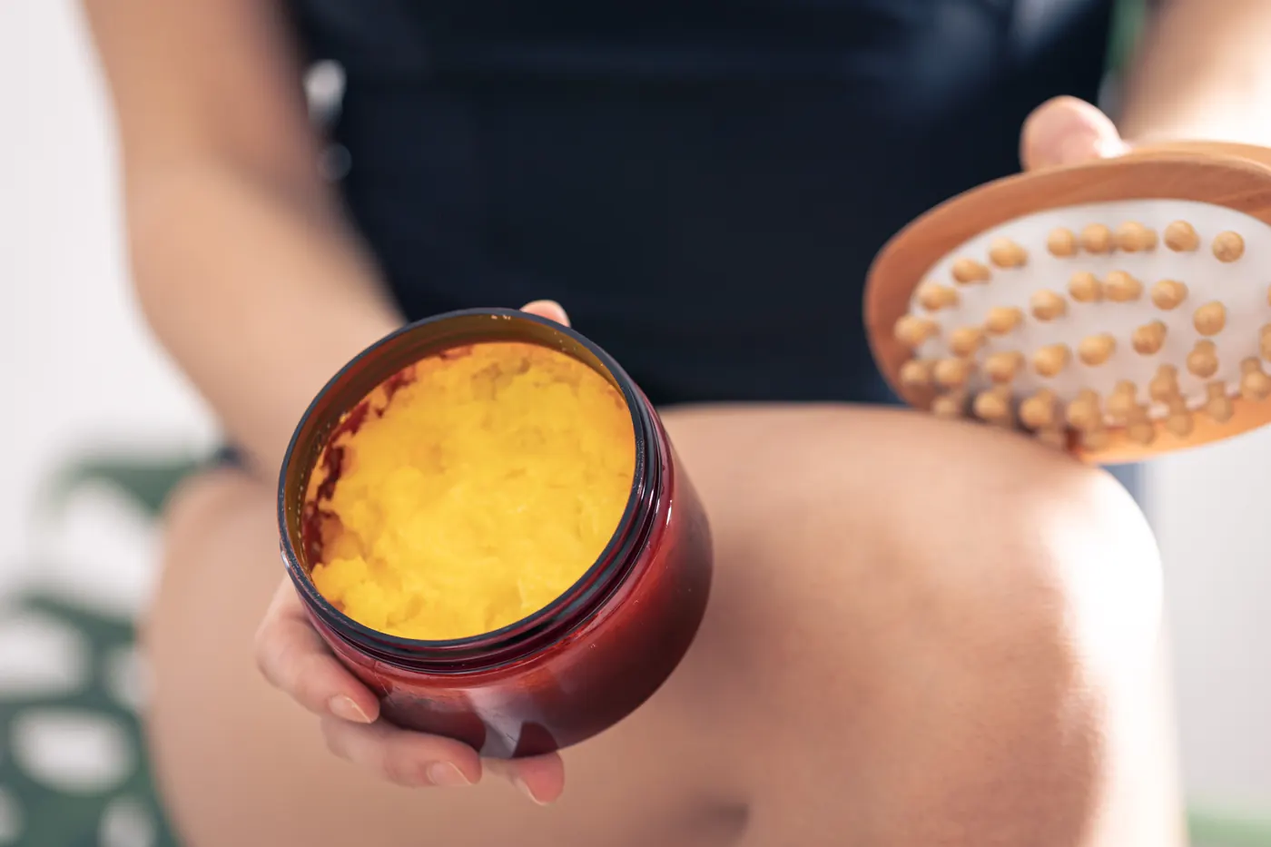 Imagem meramente ilustrativa: Creme esfoliante corporal